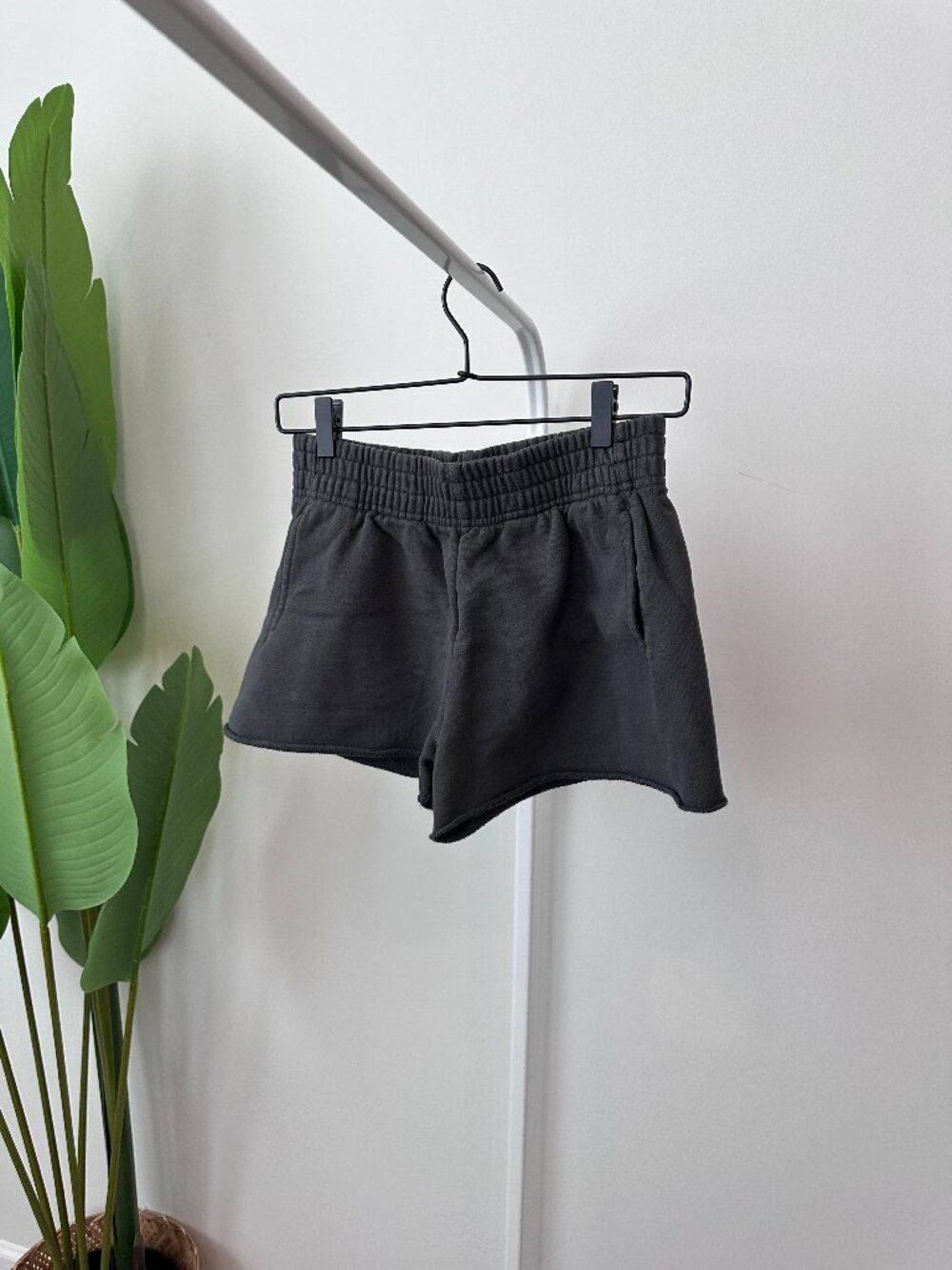 OFFLINE by Aerie Throw-Back Fleece Short Smoked Gray Size XS Worn Twice
